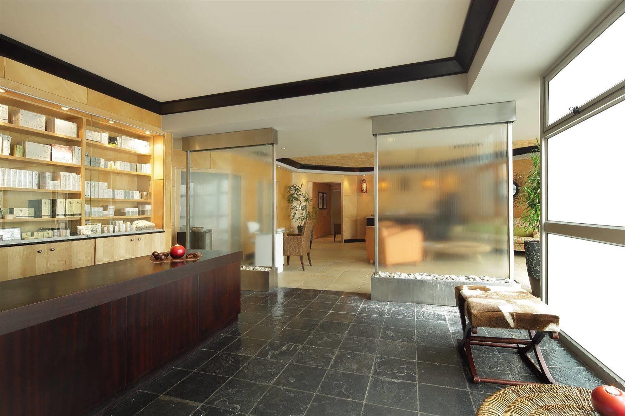 Hyatt Regency Johannesburg Exterior photo