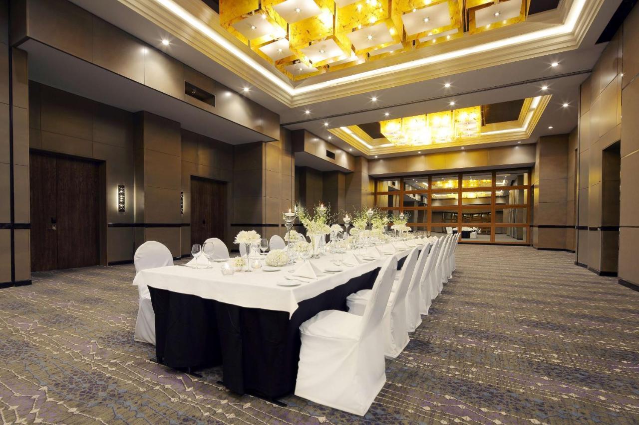Hyatt Regency Johannesburg Exterior photo